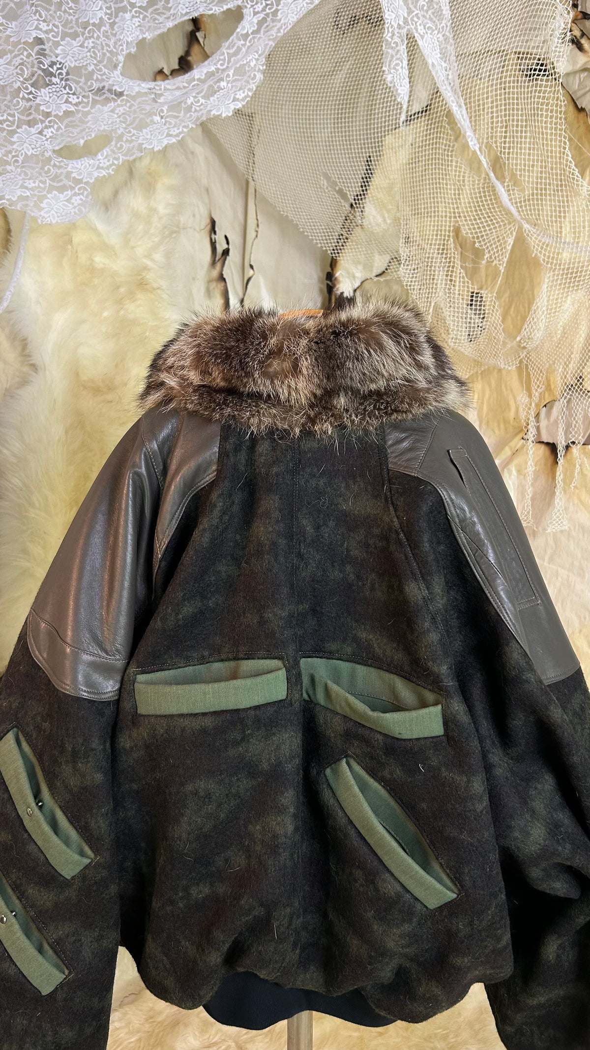}XXX || bomber