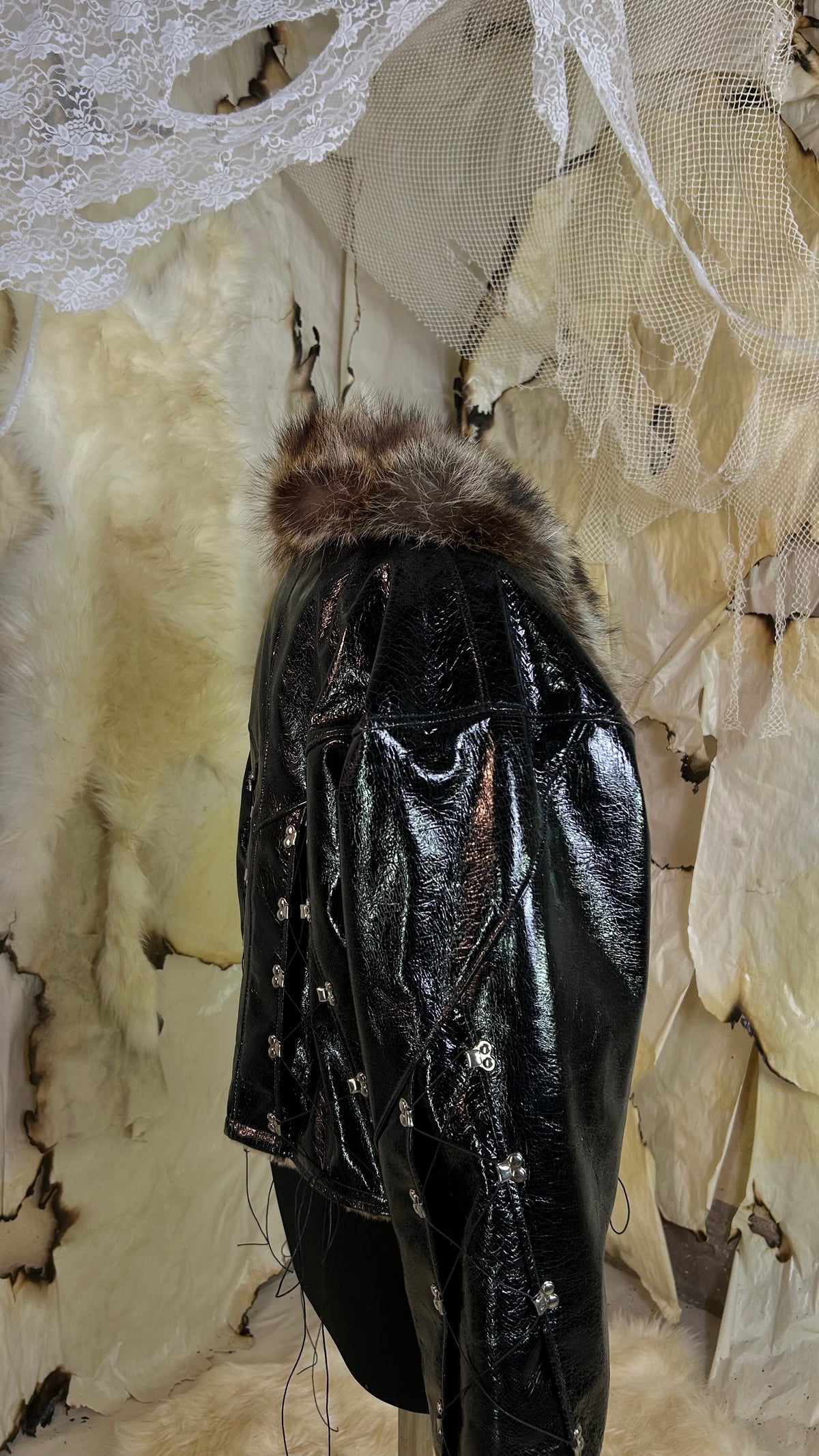 |UW| leather jacket