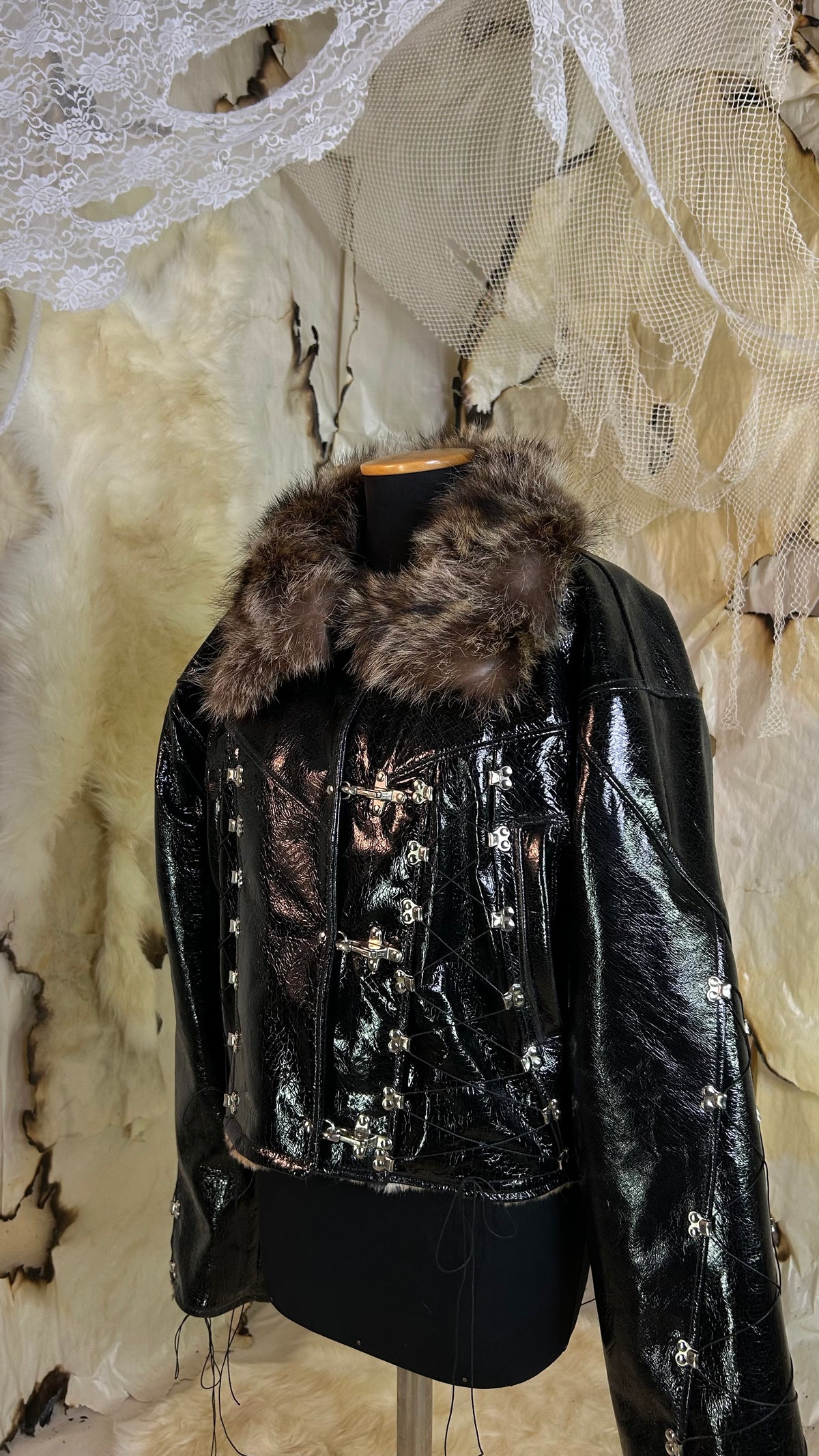 |UW| leather jacket